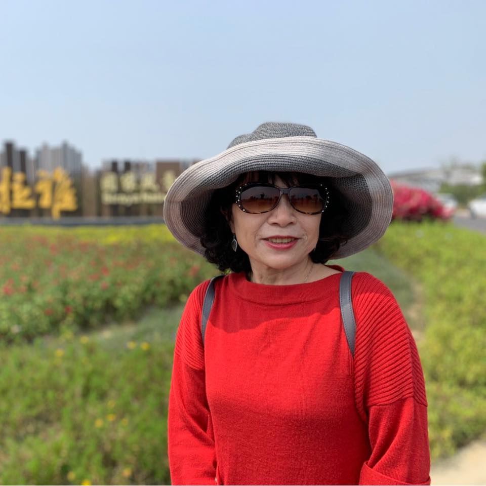 王*芬